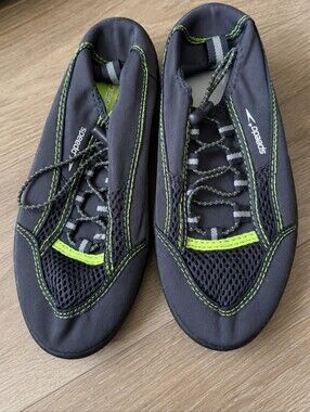 Speedo Boy's Gray with Lime Accent Water Shoes